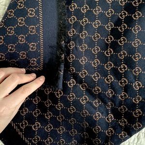 Gucci Women’s Scarf